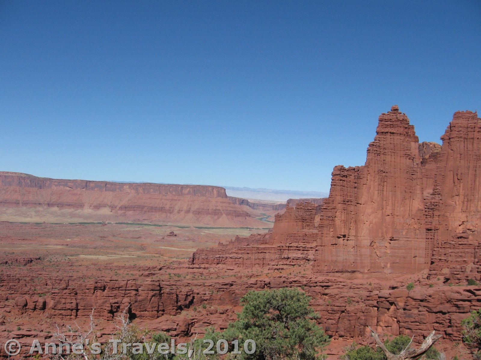 Fisher Towers “Towers Loom Into The Sky…” Anne�s Travels