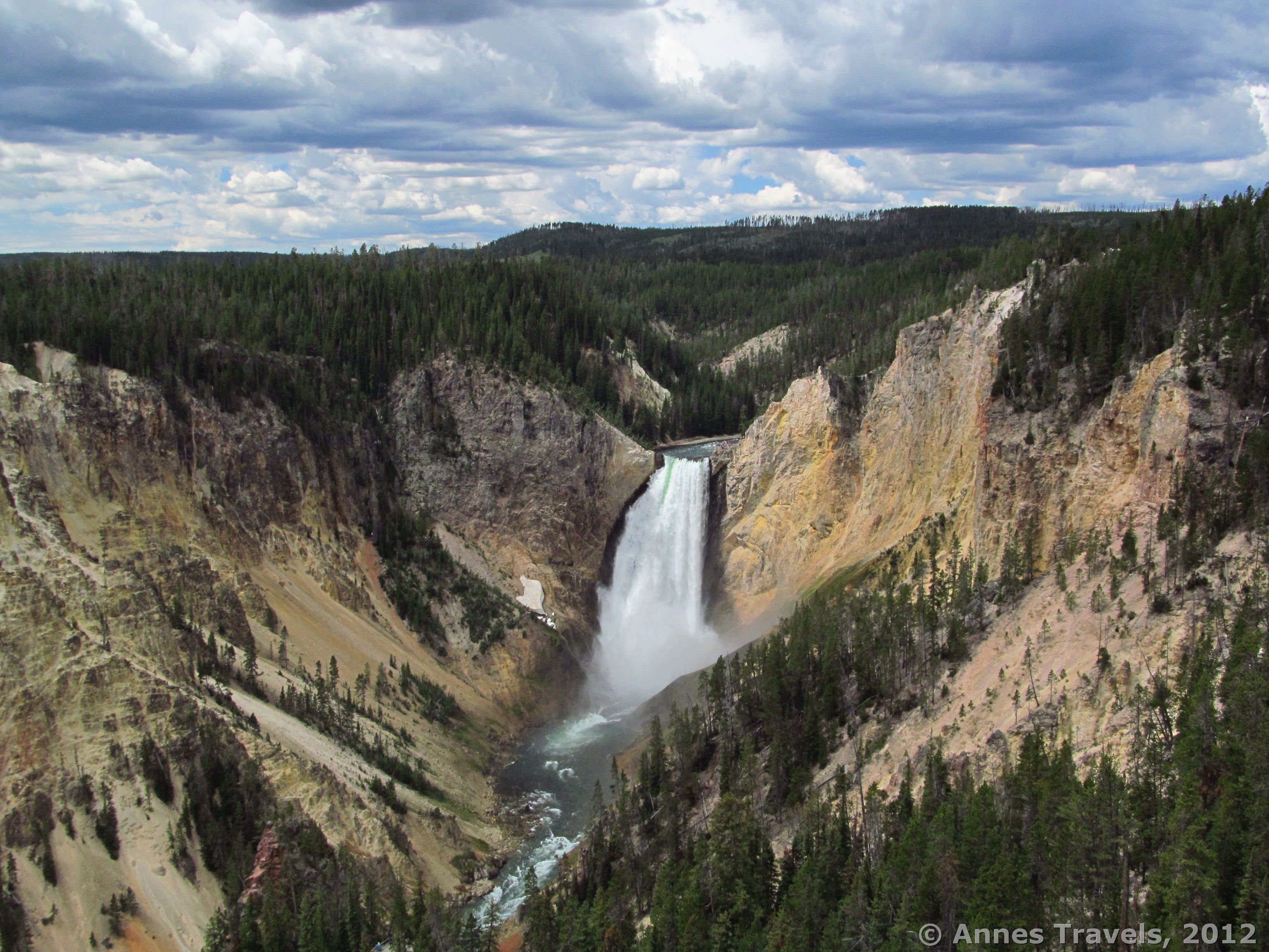 Views of Lower Yellowstone Falls: Red Rock Point