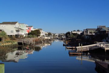 Da Beau’s: Lovely Retreat on Holden Beach (Review)