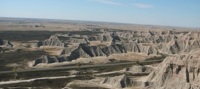 Saddle Pass Trail: Beautiful Views of Badlands