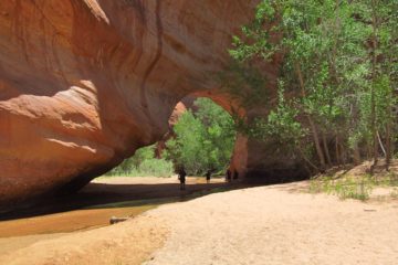 Day-hiking Coyote Gulch: Waterfalls, Arches, and Solitude