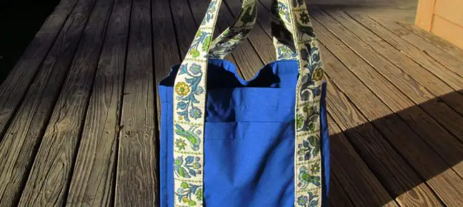 Water Bottle Tote Bag