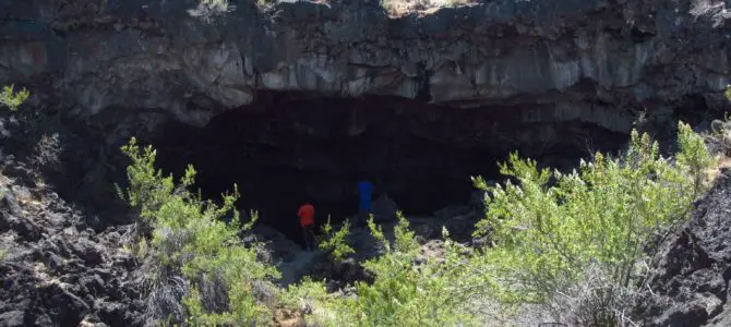 Lava Beds Cave Loop – Explore!