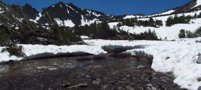 Hiking the Virginia Lakes to K19 Viewpoint