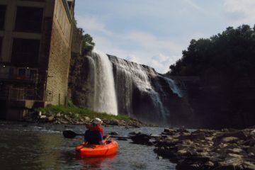 Kayaking the Genesee River to Lower Falls!