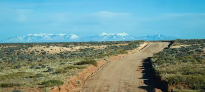 Driving the Hans Flat Road to the Maze District